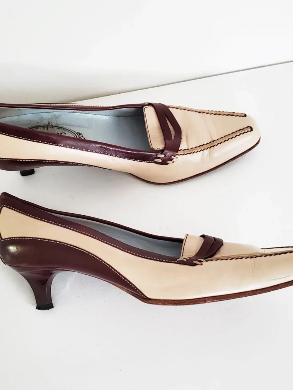 Tod's Penny Loafer Beige & Brown Leather Kitten Heel Pumps Sz 38.5 - Picture 10 of 13
